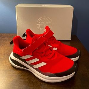 Adidas Fortarun sneakers